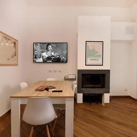 The Wanderlast דירה סורנטו